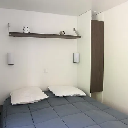 La Clé Des Champs Camping 4*